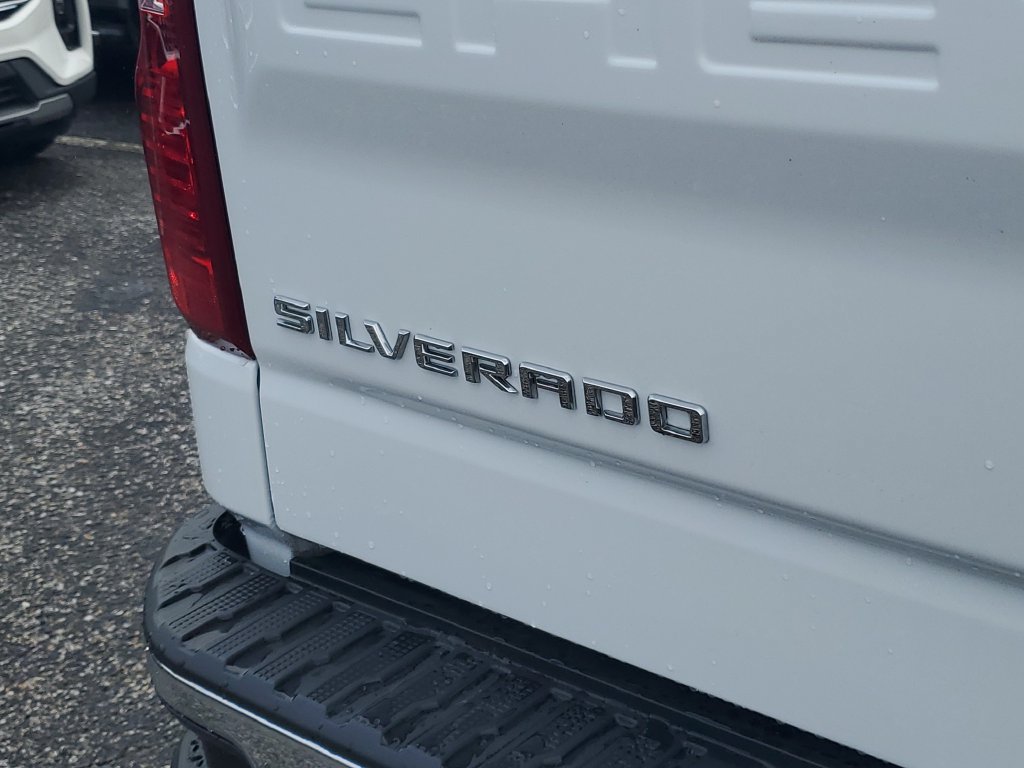 Used 2023 Chevrolet Silverado 1500 LT AWD/4WD image 27