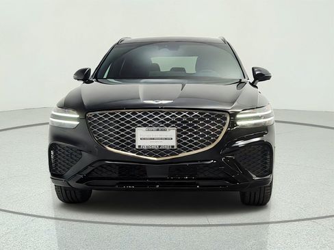 Used 2023 Genesis GV70 2.5T w/ Sport Prestige Package AWD/4WD image 2