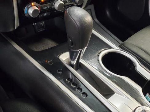 Used 2019 Nissan Pathfinder S AWD/4WD image 26