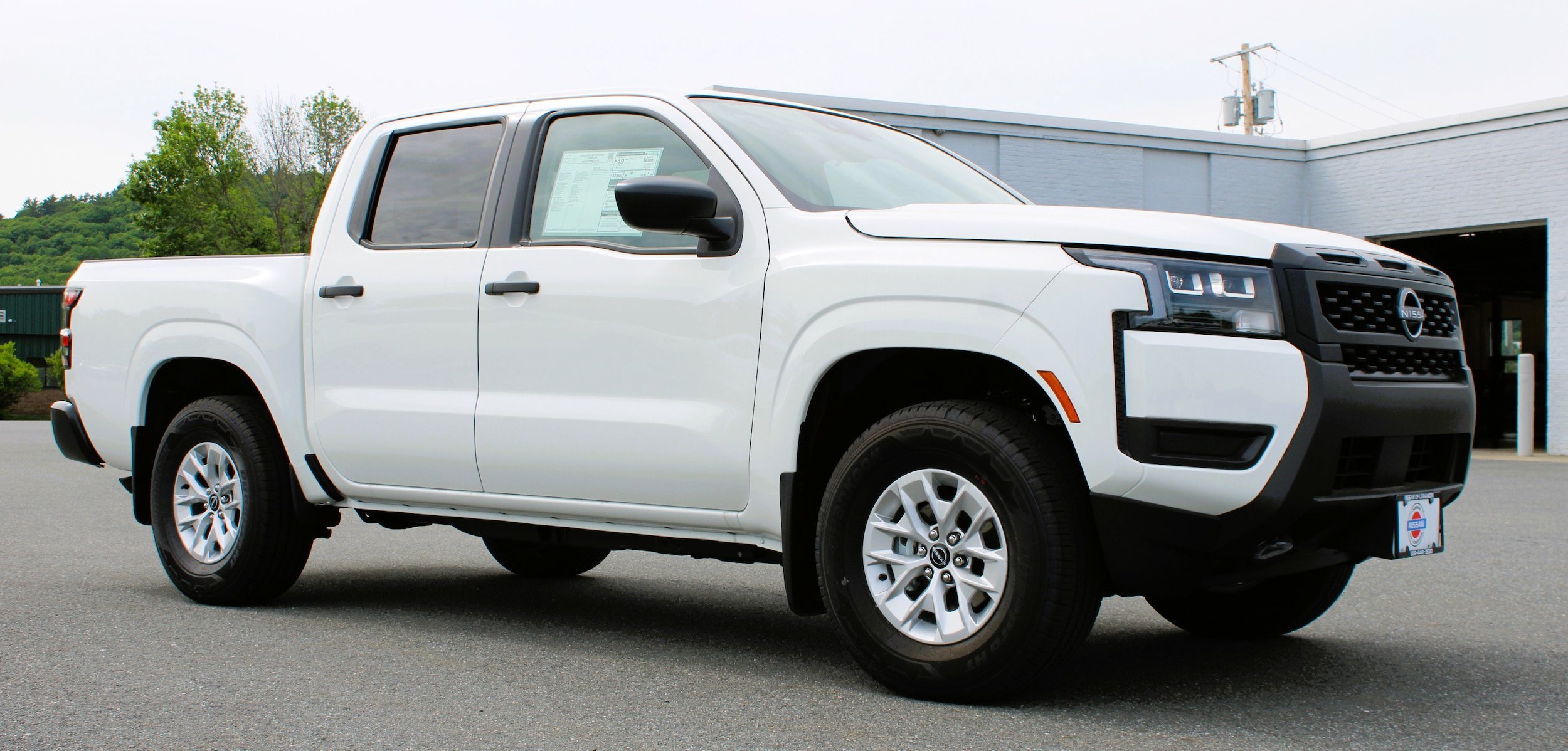 Used 2026 Nissan Frontier S AWD/4WD image 5