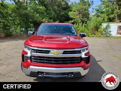Used 2023 Chevrolet Silverado 1500 LT AWD/4WD image 10