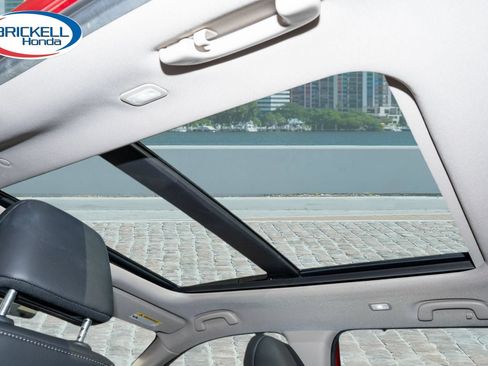 Certified 2025 Honda Pilot Touring image 22
