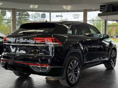 Used 2021 Volkswagen Atlas Cross Sport SEL Premium R-Line w/ Cross Sport MDO Package AWD/4WD image 11