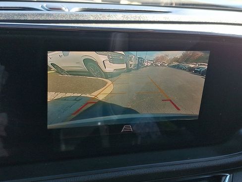 Used 2024 Buick Envista Preferred w/ Convenience II Package image 18