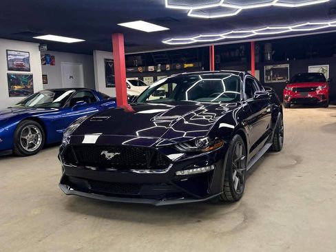 Used 2022 Ford Mustang GT image 1