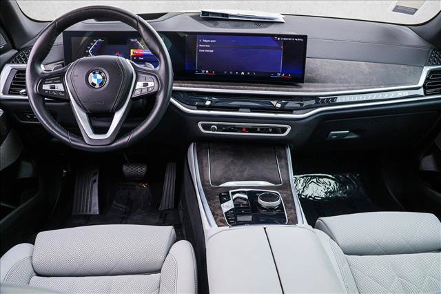 Used 2024 BMW X5 xDrive40i w/ Premium Package AWD/4WD image 22