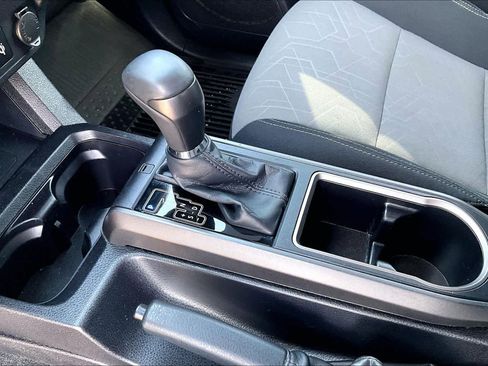 Used 2023 Toyota Tacoma TRD Sport w/ Technology Package image 16