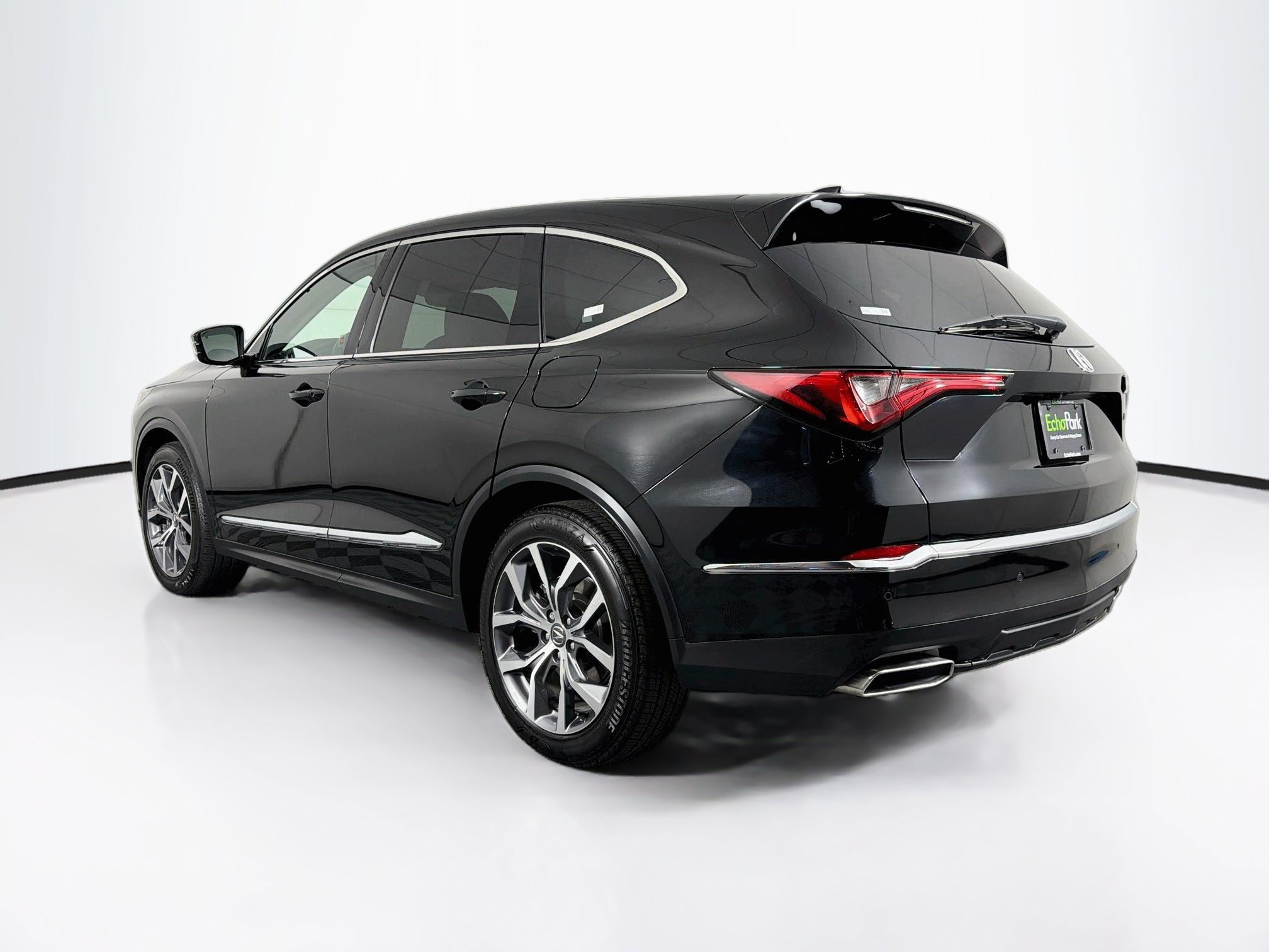 Used 2022 Acura MDX w/ Technology Package FWD image 5