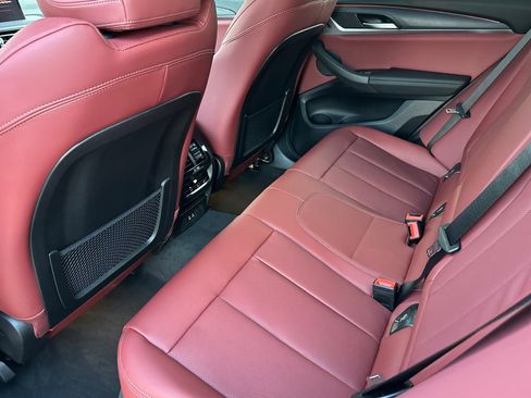 New 2025 BMW X4 xDrive30i w/ Convenience Package image 9