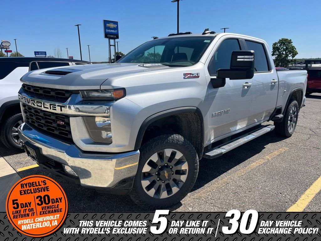 Used 2022 Chevrolet Silverado 2500 LT w/ Convenience Package AWD/4WD image 4