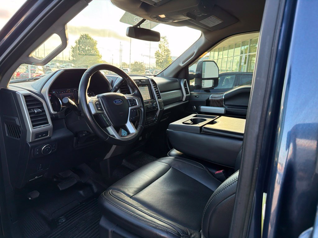 Used 2019 Ford F250 Lariat w/ FX4 Off-Road Package AWD/4WD image 17