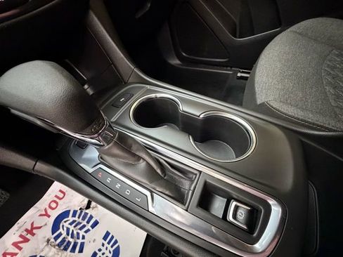 Used 2023 Chevrolet Equinox LT image 19