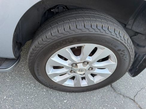 Used 2016 Toyota Sequoia Platinum AWD/4WD image 41