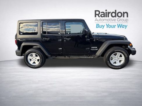 Used 2018 Jeep Wrangler Unlimited Sport S AWD/4WD image 8
