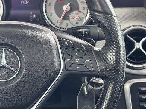 Used 2015 Mercedes-Benz GLA 250 4MATIC image 19