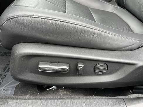 Used 2022 Honda Accord EX-L image 12