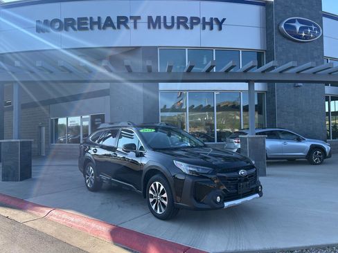 Used 2024 Subaru Outback Limited image 1