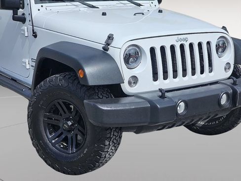 Used 2015 Jeep Wrangler Unlimited Sport w/ Quick Order Package 24S AWD/4WD image 6