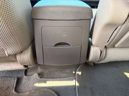 Used 2012 Nissan Frontier SV image 15