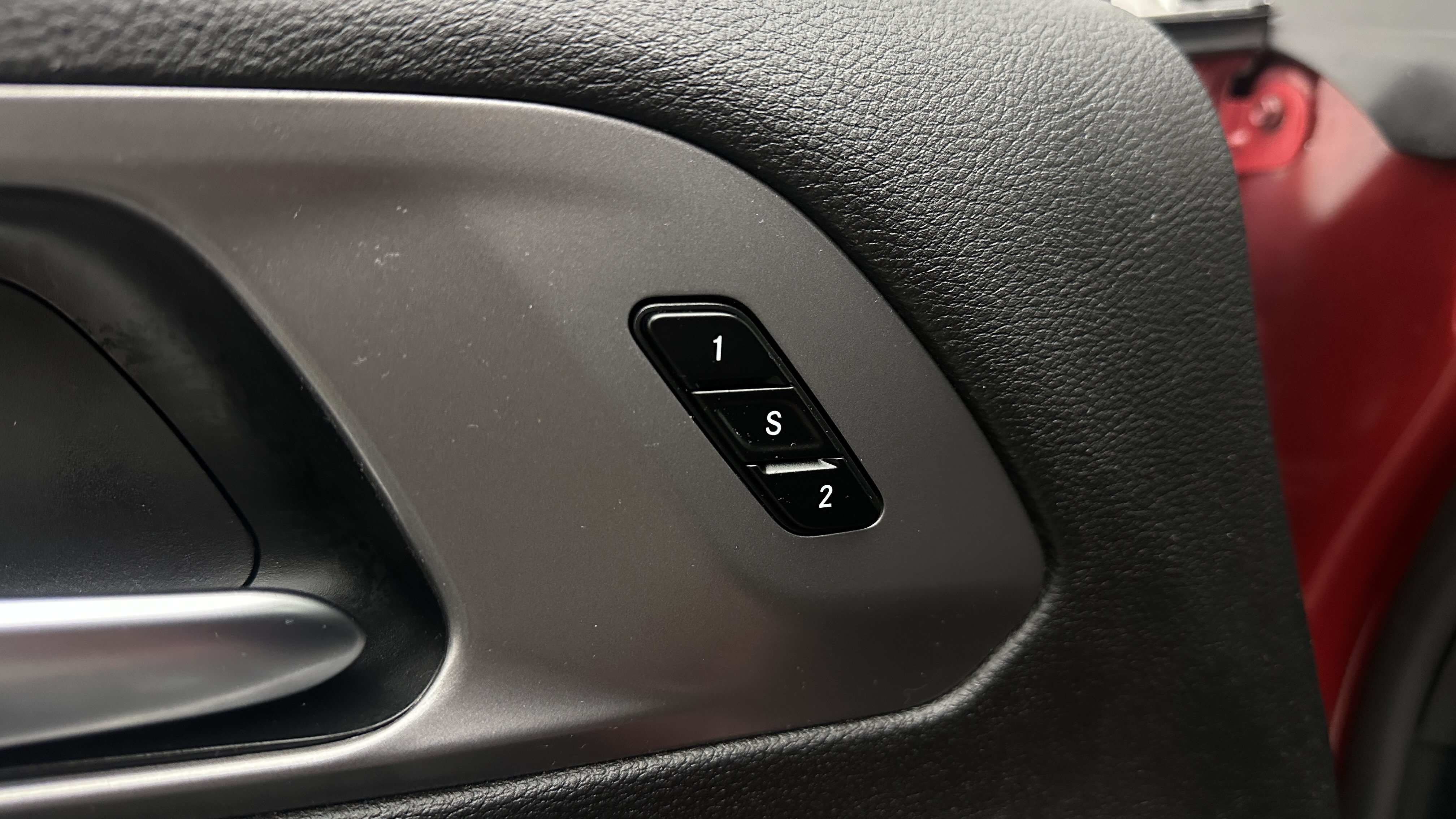 Used 2026 Chrysler Pacifica Select FWD image 13
