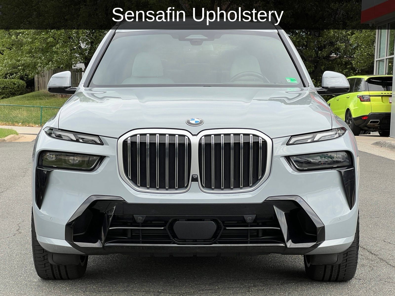Used 2023 BMW X7 xDrive40i w/ M Sport Package AWD/4WD image 18