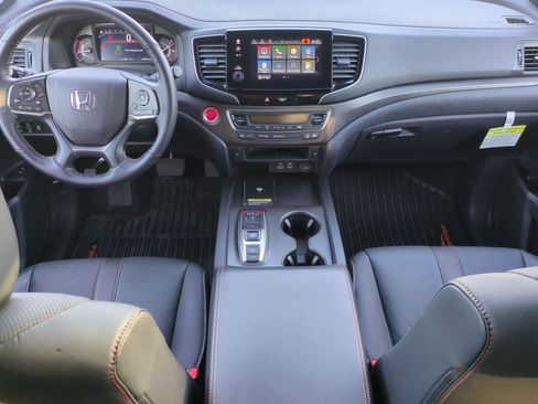 Certified 2024 Honda Passport TrailSport image 16