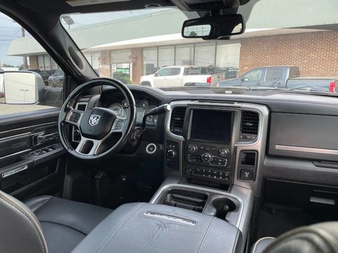 Used 2018 RAM 3500 Laramie Longhorn image 29