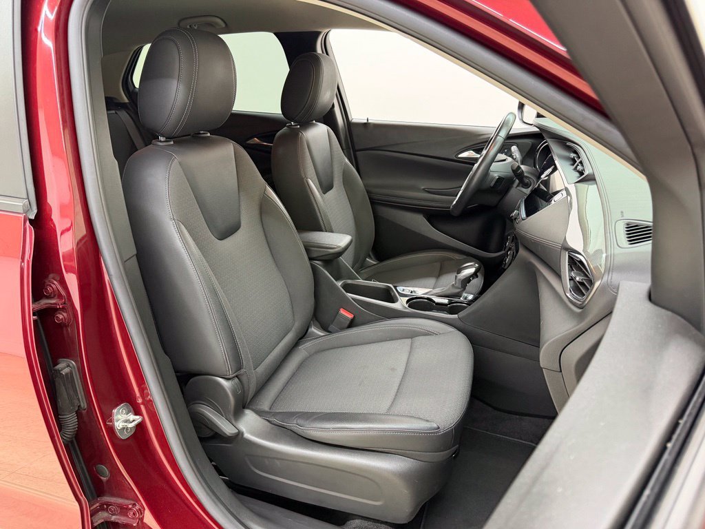 Used 2023 Buick Encore GX Select FWD image 11
