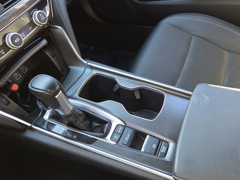 Used 2021 Honda Accord Sport image 25