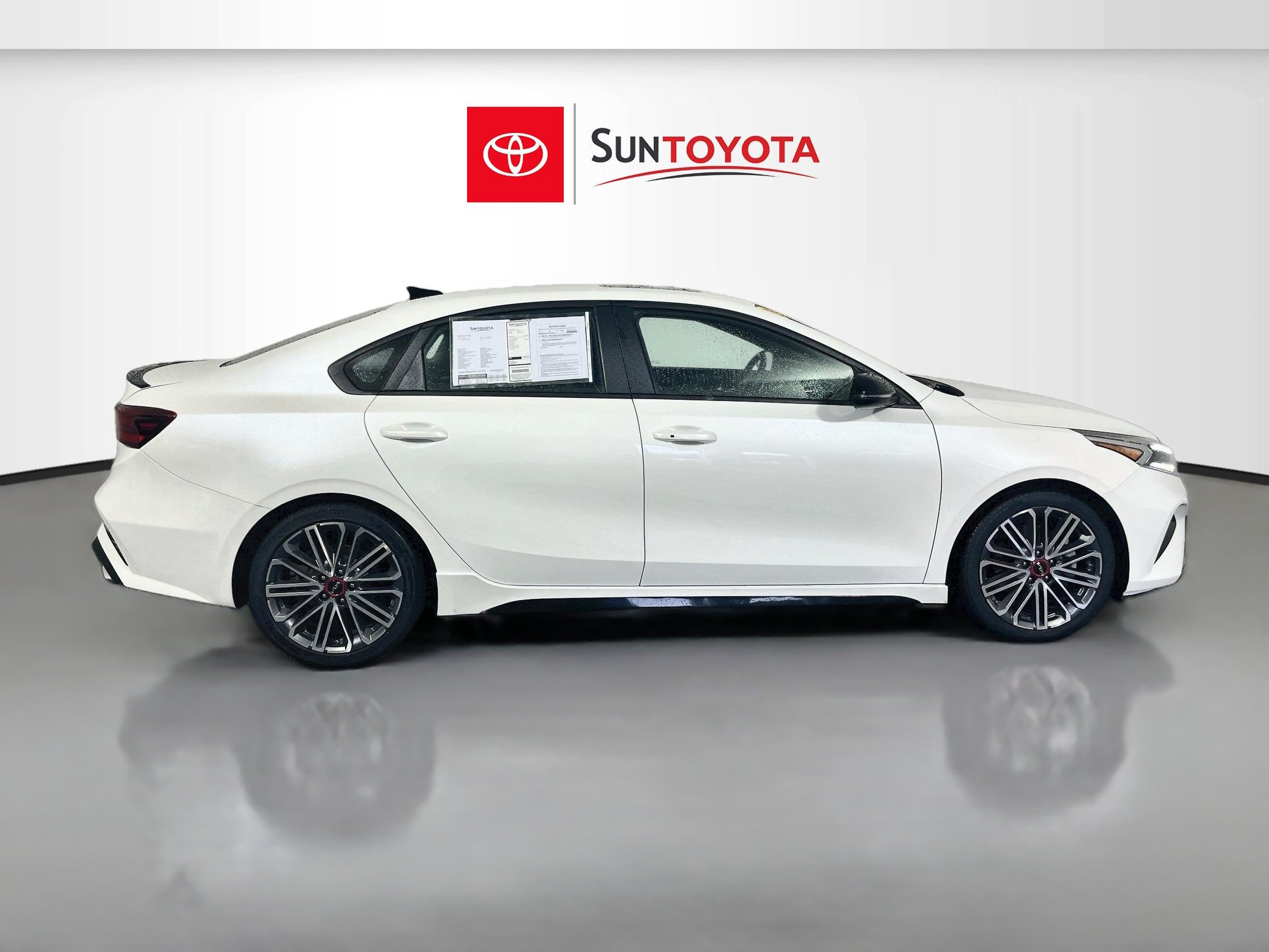 Used 2023 Kia Forte GT w/ GT2 Package FWD image 2
