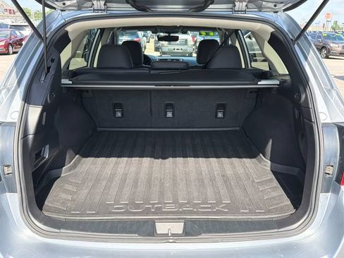 Used 2019 Subaru Outback 2.5i Limited AWD/4WD image 29