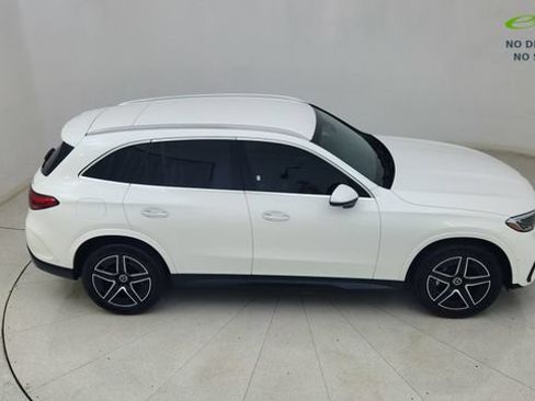 Used 2025 Mercedes-Benz GLC 300 4MATIC image 77