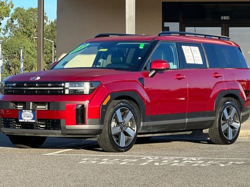 Used 2025 Hyundai Santa Fe Limited image 8