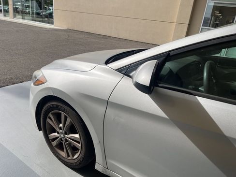 Used 2018 Hyundai Elantra SEL image 13