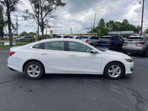 Used 2020 Chevrolet Malibu LS w/ Driver Confidence Package II FWD image 9
