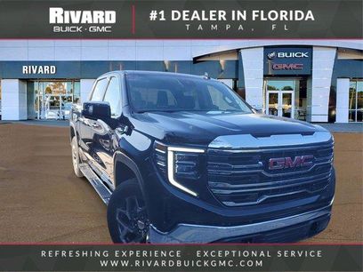 New 2026 GMC Sierra 1500 SLT w/ SLT Premium Package