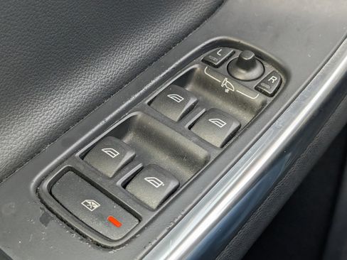 Used 2015 Volvo S60 T5 Premier Plus image 15