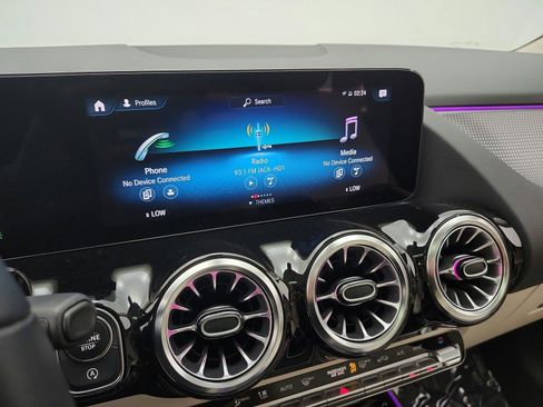 Used 2023 Mercedes-Benz GLA 250 image 10