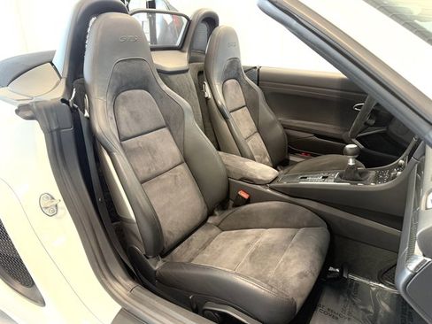 Used 2018 Porsche 718 Boxster GTS image 25