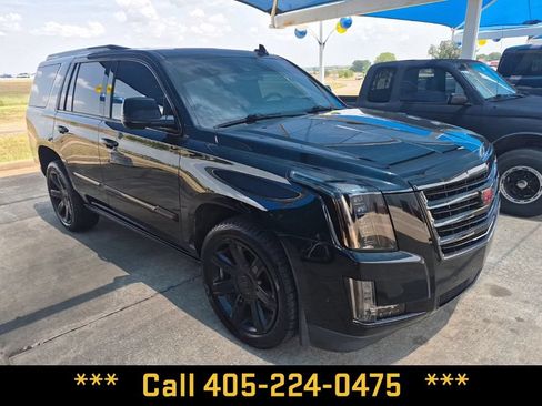 Used 2018 Cadillac Escalade Platinum AWD/4WD image 19