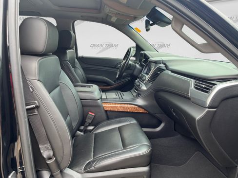 Used 2019 Chevrolet Tahoe Premier AWD/4WD image 15