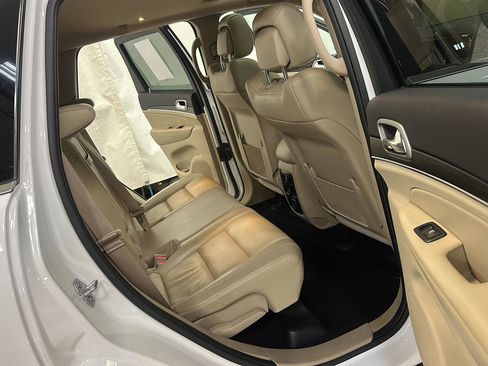 Used 2019 Jeep Grand Cherokee Limited w/ Trailer Tow Group IV image 31