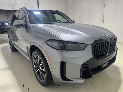 Used 2026 BMW X5 xDrive40i w/ M Sport Package AWD/4WD image 8