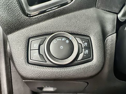 Used 2018 Ford Escape Titanium AWD/4WD image 19