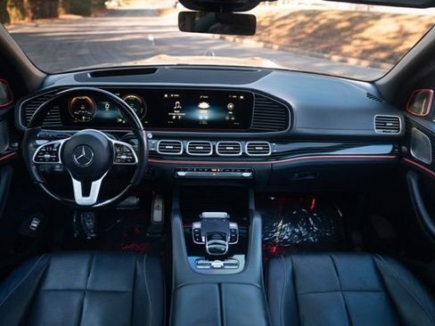 Used 2021 Mercedes-Benz Maybach GLS 600 4MATIC image 21