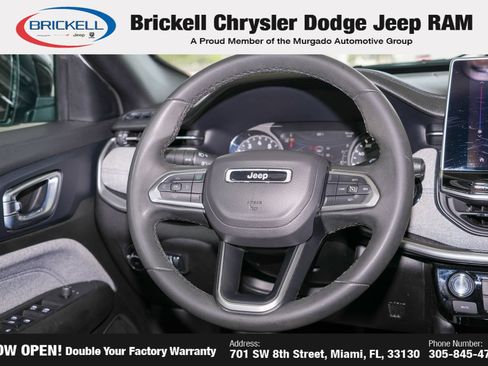 Used 2024 Jeep Compass Latitude AWD/4WD image 23