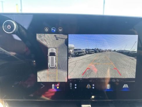 New 2026 Chevrolet Equinox ACTIV w/ Convenience Package III image 24