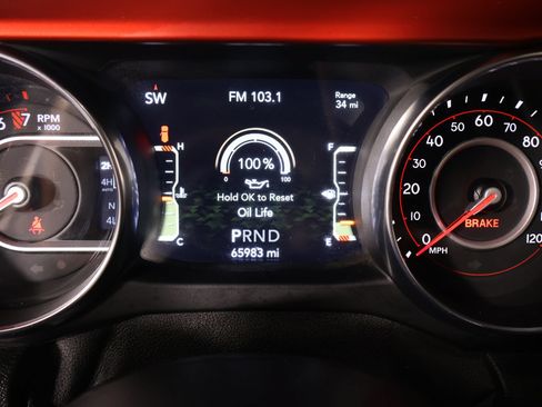 Used 2021 Jeep Wrangler Unlimited Rubicon AWD/4WD image 4
