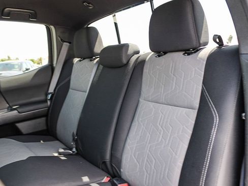 Used 2023 Toyota Tacoma TRD Off-Road w/ Technology Package image 19