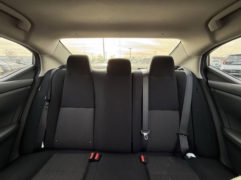 Used 2024 Nissan Sentra SV image 28